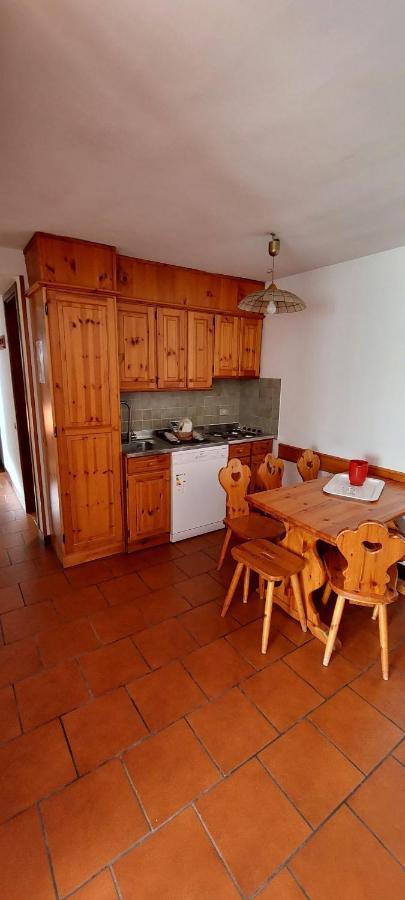 Cervinia Due Aparthotel Бройл-Червиня Екстериор снимка