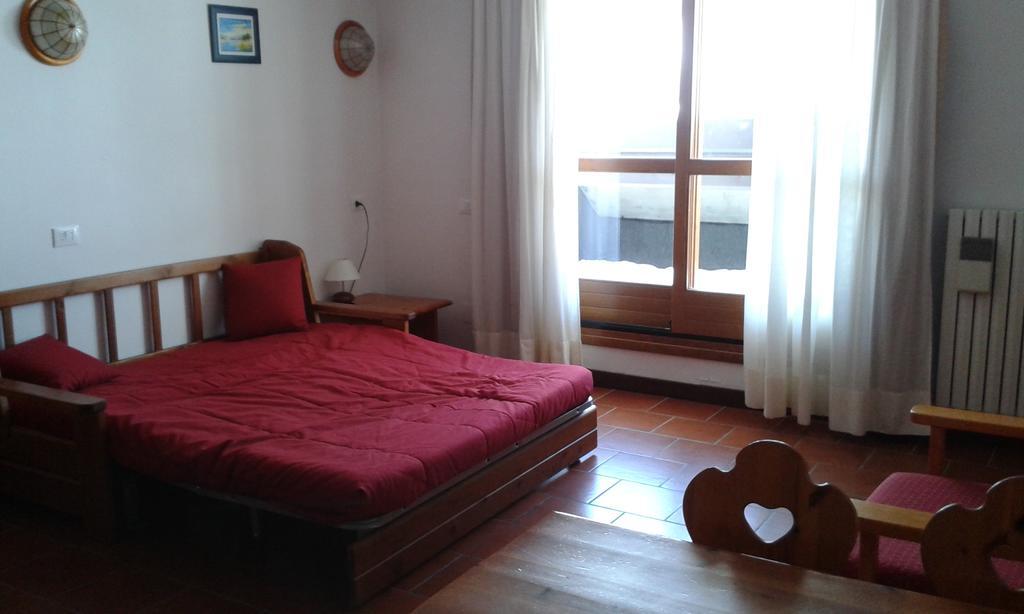 Cervinia Due Aparthotel Бройл-Червиня Екстериор снимка